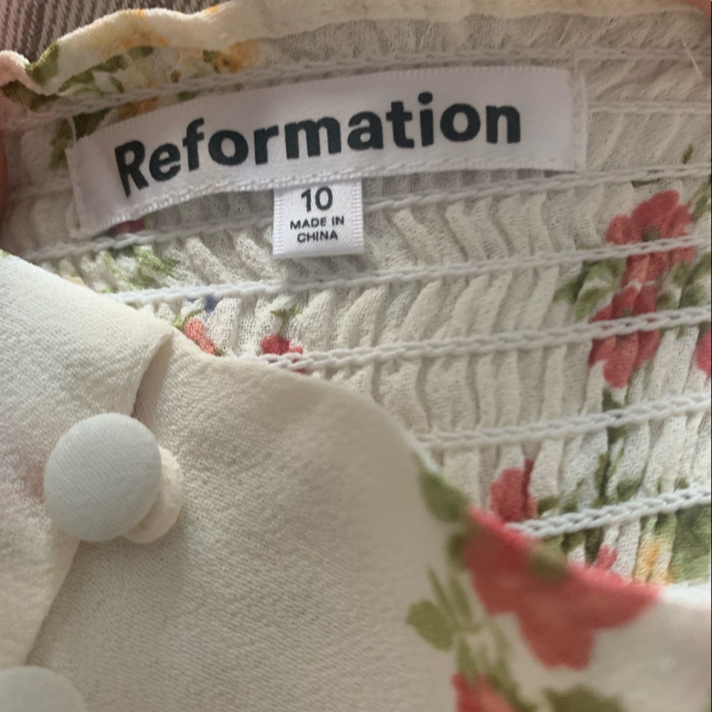 Reformation Camari Dress Color: Perfume - Picture 2 of 6
